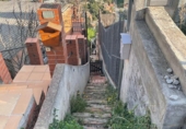 Дом с участком на продажу в городе Sant Cugat del Vallès Фото
