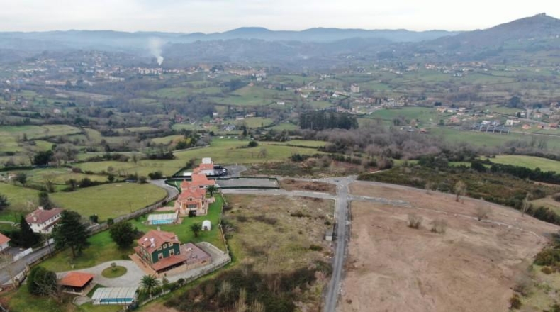 Asturias - Oviedo - 1374m2
