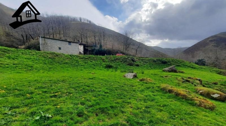 Cantabria - Вега-де-Пас - 15432m2