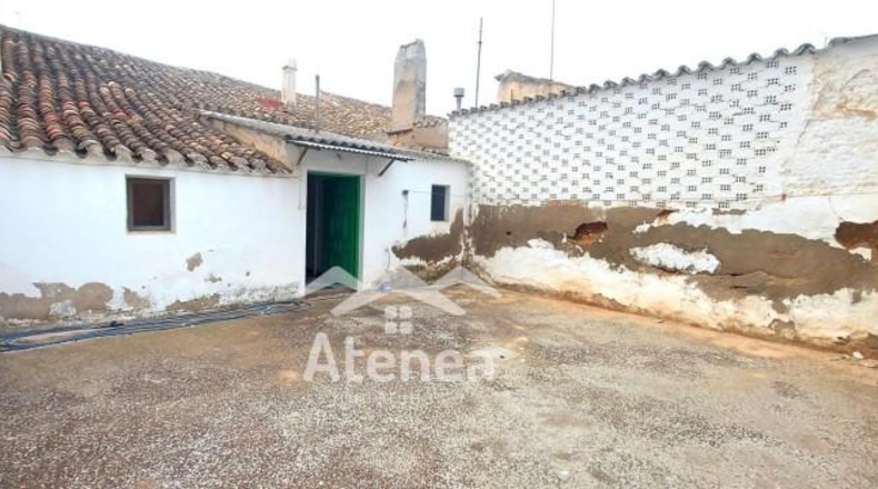 Albacete - La Roda - 363m2