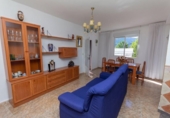 Дом с участком на продажу в городе Лаухар-де-Андаракс Фото