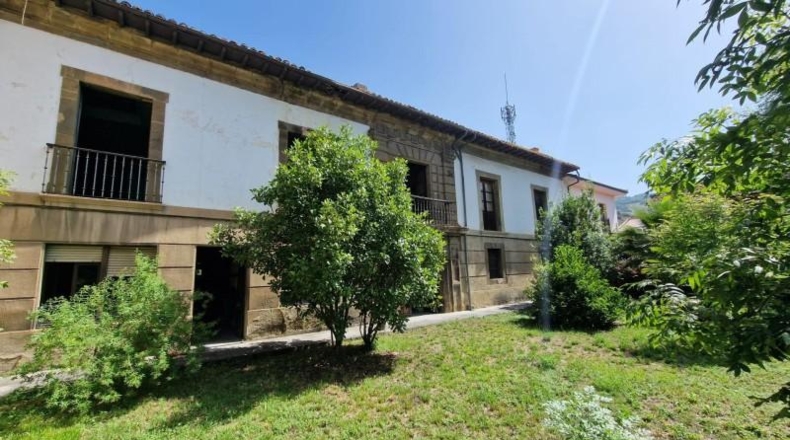 Asturias - Pola de Lena - 1000m2