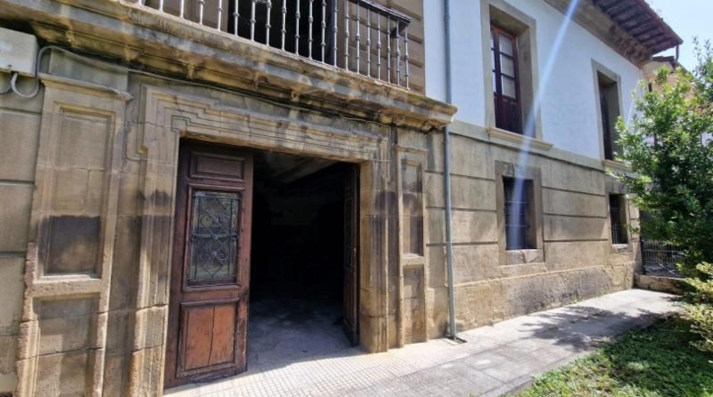 Asturias - Pola de Lena - 1000m2