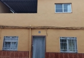Дом с участком на продажу в городе Кастельон-де-ла-Плана Фото