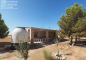 Xalet independent amb terreny en venda a la España, Tomelloso, ref.: TR318265 foto