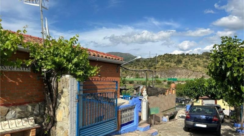 Cáceres - Oliva de Plasencia - 2600m2