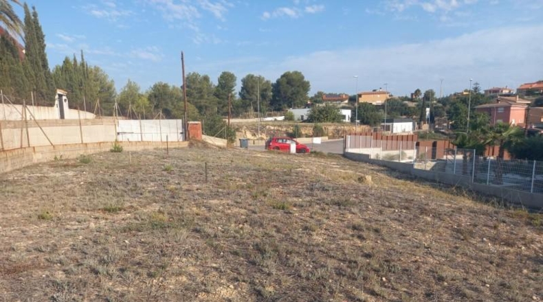 Castellón - Alcora - 1300m2