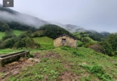 Xalet independent amb terreny en venda a la España, Vega de Pas, ref.: TR223914 foto