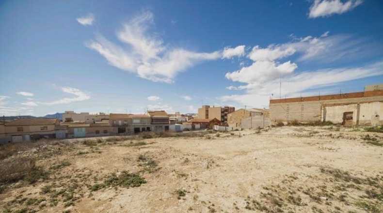 Alicante - Monforte del Cid - 2043m2