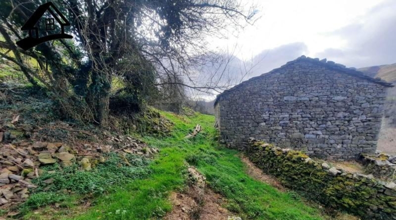 Cantàbria - San Pedro del Romeral - 14621m2