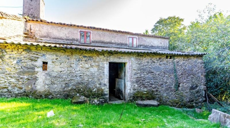 La Coruna - A Fieira - 10486m2