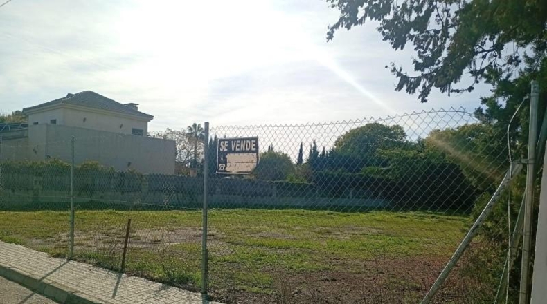 Sevilla - Guillena - 1065m2