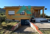 Casa de camp amb terreny en venda a la España, Sierra de Fuentes, ref.: TR162324 foto