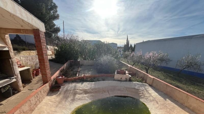 Valencia - la Font de la Figuera - 1800m2