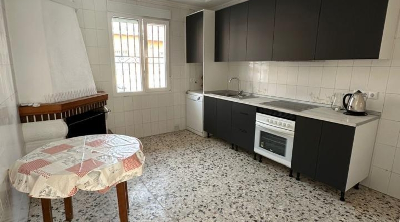 Аликанте - Almoradí - 79m2