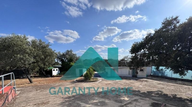 Cáceres - Торреоргаз - 1200m2