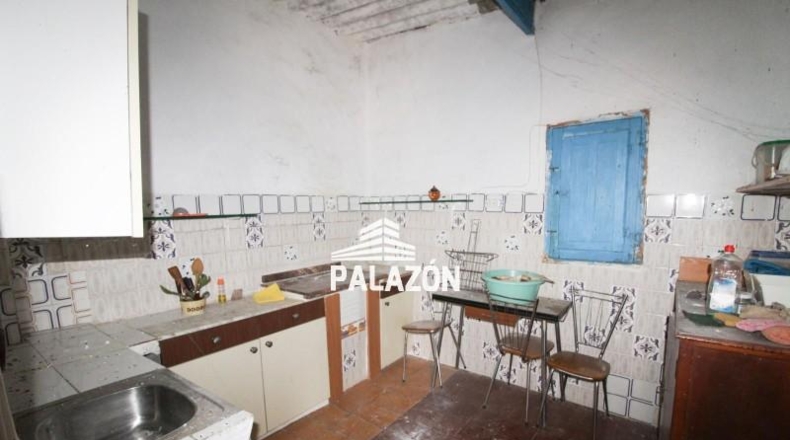 Alicante - Crevillent - 2900m2