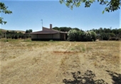 Xalet independent amb terreny en venda a la España, Valdepeñas, ref.: TR133091 foto