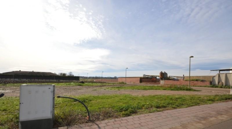 Gerona - Torroella de Fluvià - 605m2