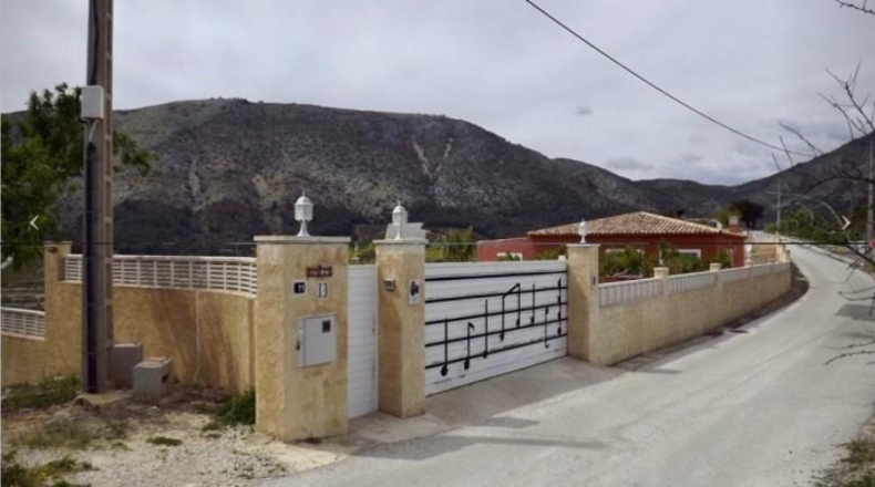 Alicante - Callosa de Ensarriá - 11000m2