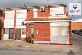 Zújar 240&nbsp;m²