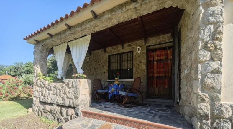 Caceres - Valdastillas - 1700m2