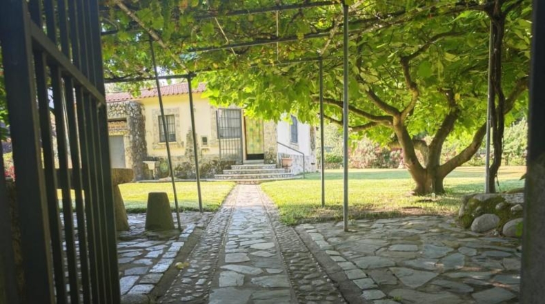 Caceres - Valdastillas - 1700m2