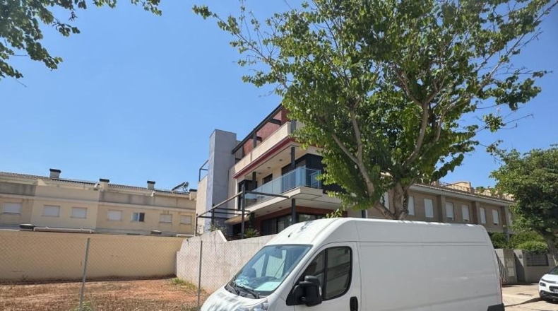 Валенсия - Sagunto - 327m2