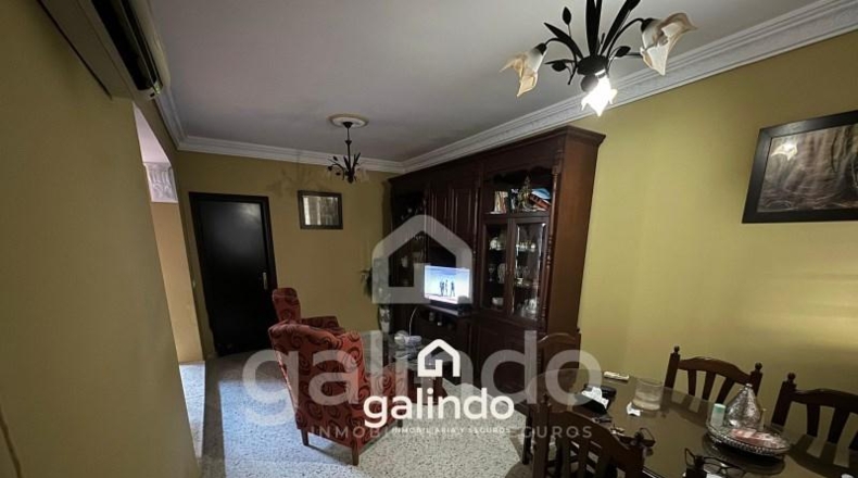 Sevilla - Paradas - 140m2