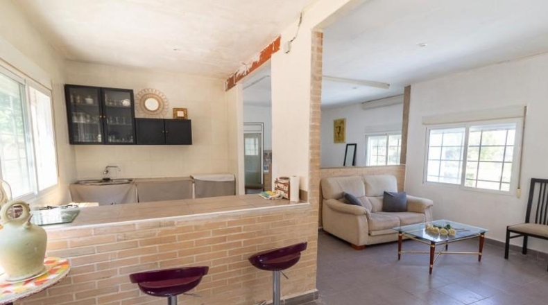 Valencia - Estivella - 1120m2