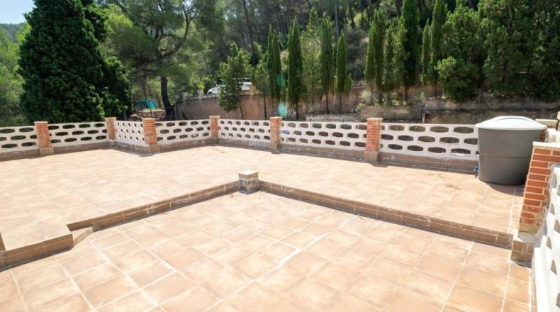 Valencia - Estivella - 1120m2