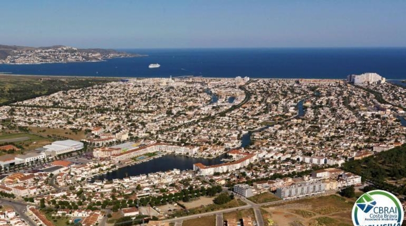 Жирона - Empuriabrava - 108m2
