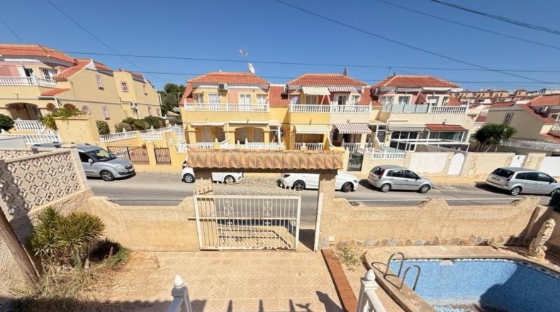 Аликанте - San Miguel de Salinas - 200m2