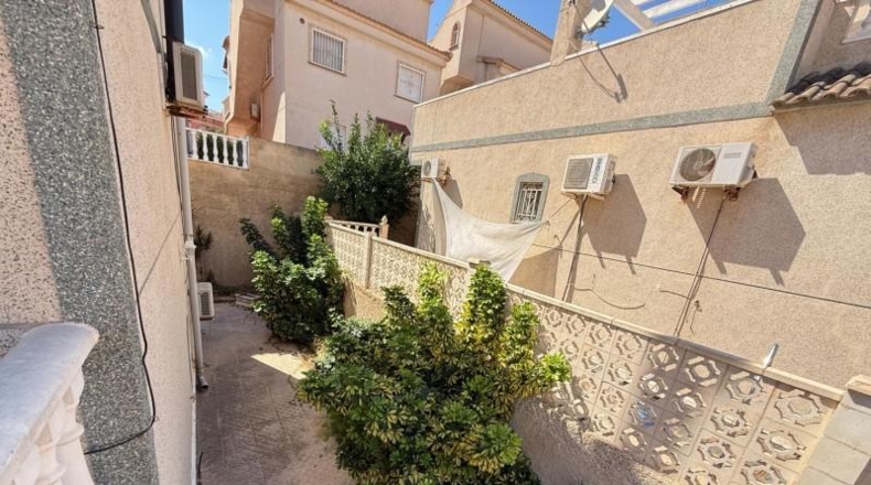 Аликанте - San Miguel de Salinas - 200m2
