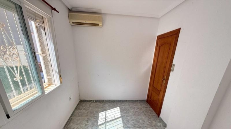 Аликанте - San Miguel de Salinas - 200m2