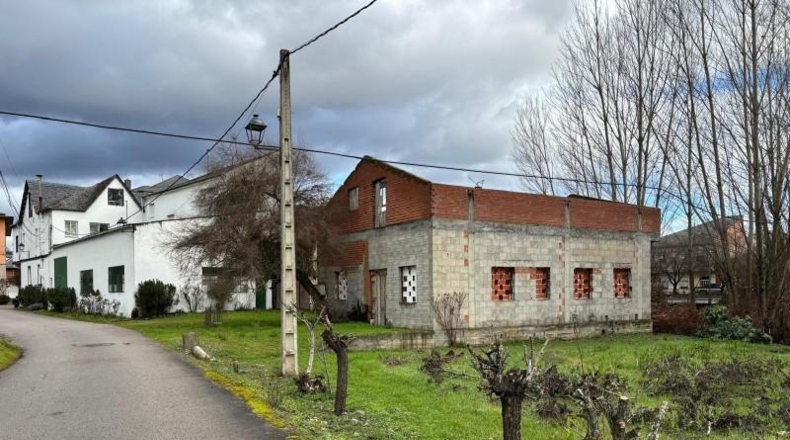 León - Cacabelos - 1300m2