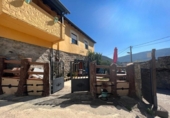 Casa de campo con terreno en venta en la España, Ponferrada, ref: TR140348 foto