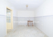 Xalet independent amb terreny en venda a la España, Lucena, ref.: TR283441 foto