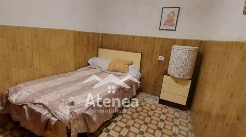 Albacete - La Roda - 466m2
