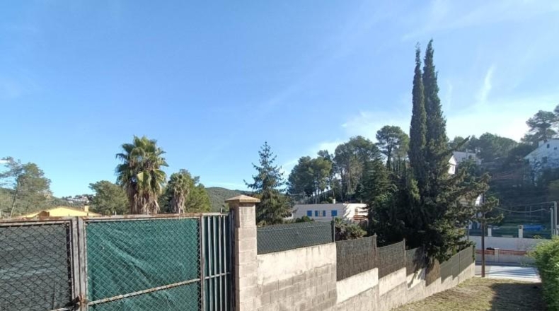 Barcelona - Canyelles - 1394m2