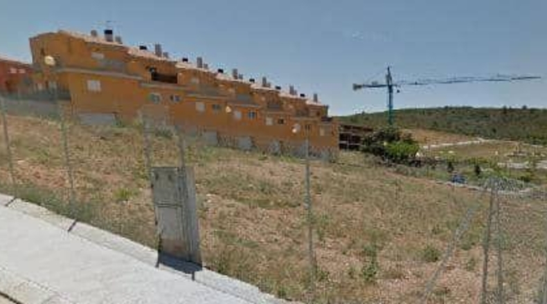 Castellón - Cabanes - 2564m2