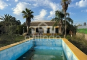 Chalet independiente con terreno en venta en la España, Marchena, ref: TR239543 foto