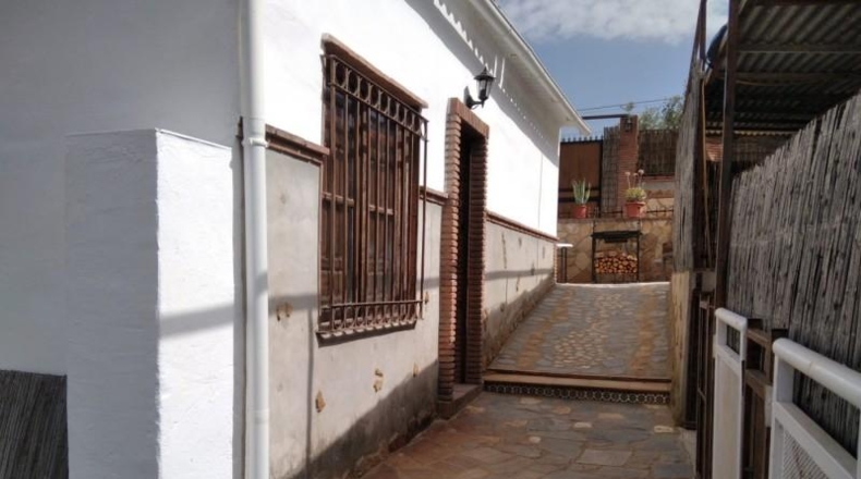 Granada - Loja - 600m2