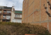 Городская земля под застройку на продажу у города Sant Feliu de Codines Фото
