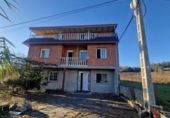 Загородный дом с участком на продажу в городе Arganza Фото