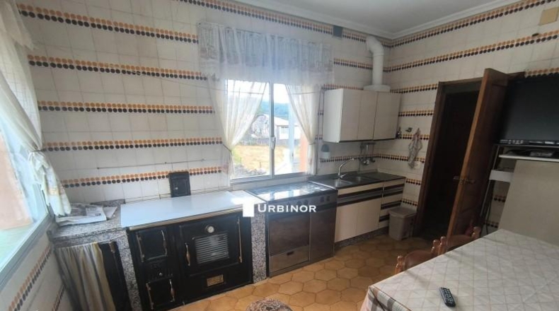 Orense - O Castro de Caldelas - 2300m2
