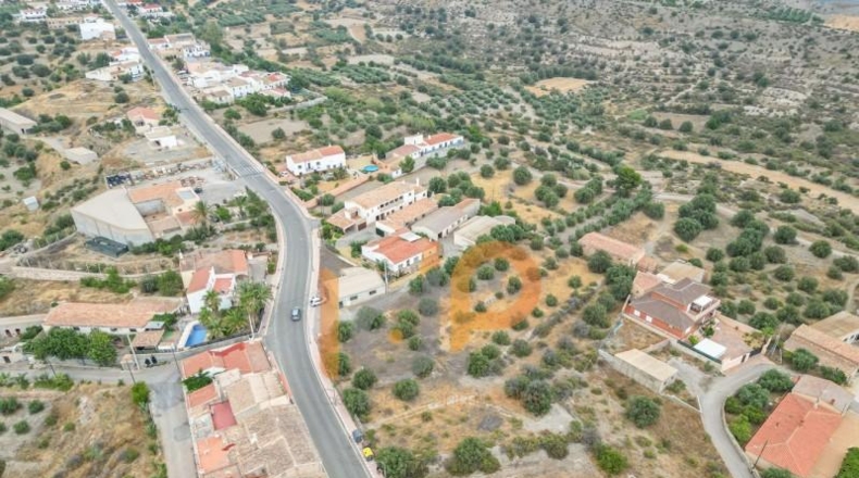 Almería - Huércal-Overa - 3385m2