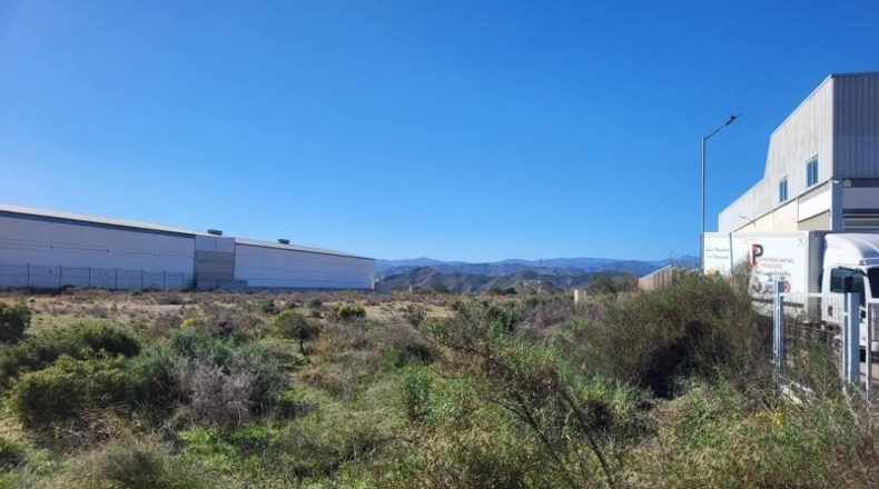 Almería - Albox - 1870m2