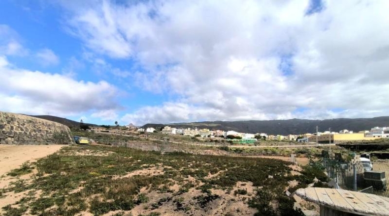 Santa Cruz de Tenerife - Arona - 3300m2