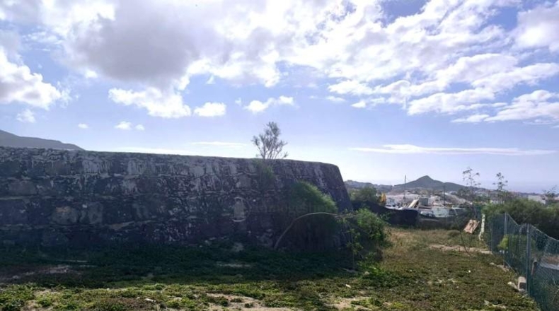 Santa Cruz de Tenerife - Arona - 3300m2